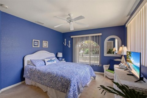 House in North Port, Florida 3 bedrooms, 132.01 sq.m. № 2212015 - photo 25