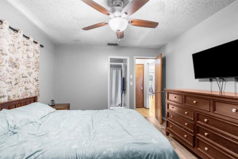 House in Spring Hill, Florida 2 bedrooms, 117.15 sq.m. № 1783463 - photo 14