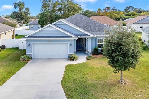 Villa ou maison à louer à Ocala, Floride: 3 chambres, 178.47 m2 № 1823261 - photo 1