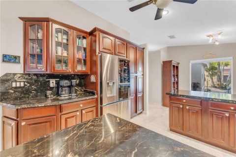 Купить виллу или дом в Майами, Флорида 3 спальни, 174.56м2, № 2023892 - фото 20