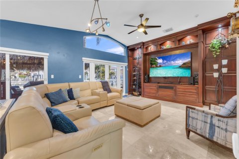 Купить виллу или дом в Майами, Флорида 3 спальни, 174.56м2, № 2023892 - фото 9