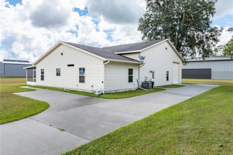 House in Lake City, Florida 1 bedroom, 74.32 sq.m. № 2156997 - photo 4