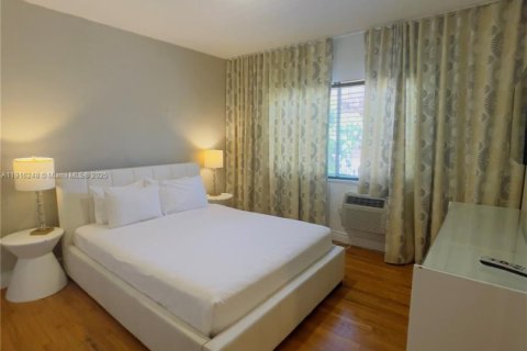 House in Miami Beach, Florida 1 bedroom № 1971061 - photo 6