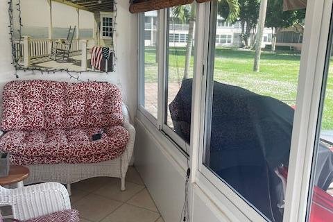 Copropriété à vendre à West Palm Beach, Floride: 2 chambres, 60.48 m2 № 2258142 - photo 19