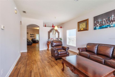 House in Orlando, Florida 4 bedrooms, 173.08 sq.m. № 1883305 - photo 29