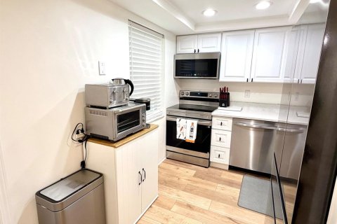 Copropriété à louer à Palm Beach Gardens, Floride: 1 chambre, 68.19 m2 № 2399911 - photo 5