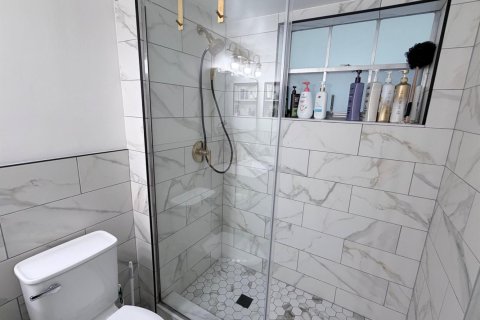 Copropriété à louer à Palm Beach Gardens, Floride: 1 chambre, 68.19 m2 № 2399911 - photo 16