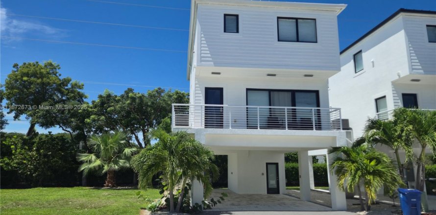 Villa ou maison à Key Largo, Floride 4 chambres, 143.07 m2 № 1922615
