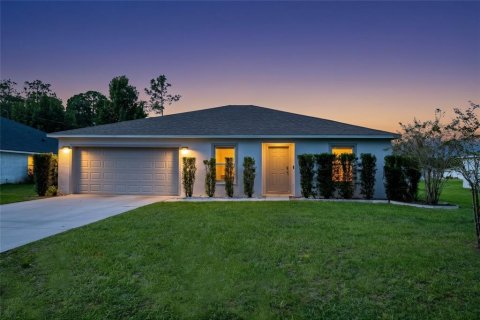 Villa ou maison à Palm Coast, Floride 3 chambres, 144.18 m2 № 2408055