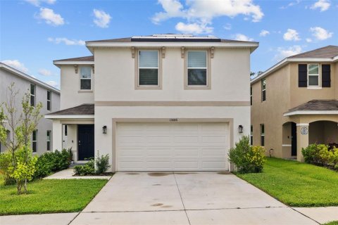 House in Dade City, Florida 4 bedrooms, 207.92 sq.m. № 1759386 - photo 1