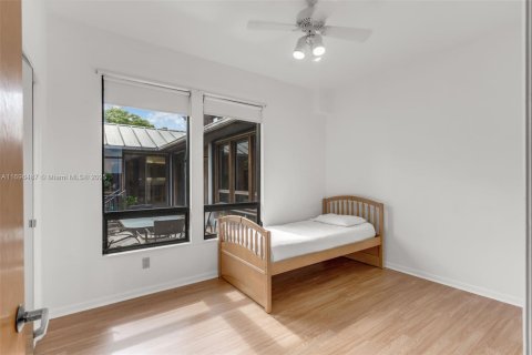 House in Homestead, Florida 3 bedrooms, 250.56 sq.m. № 1455719 - photo 28