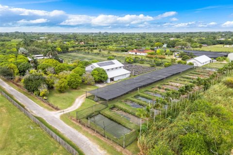 House in Homestead, Florida 3 bedrooms, 250.56 sq.m. № 1455719 - photo 5
