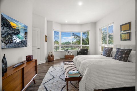 Condo in Weston, Florida, 2 bedrooms  № 2068329 - photo 12