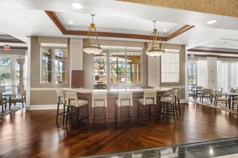 Condo in Weston, Florida, 2 bedrooms  № 2068329 - photo 29