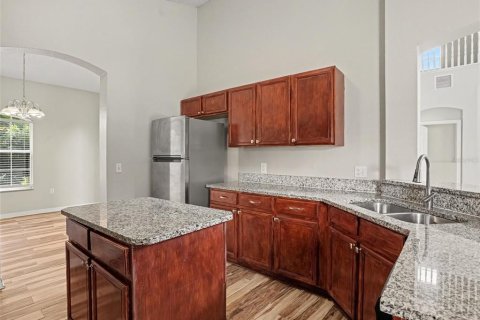 Villa ou maison à vendre à Poinciana, Floride: 4 chambres, 193.79 m2 № 2388919 - photo 6