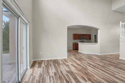 Villa ou maison à vendre à Poinciana, Floride: 4 chambres, 193.79 m2 № 2388919 - photo 3