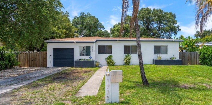 Casa en Miami, Florida 4 dormitorios, 162.95 m2 № 1993916