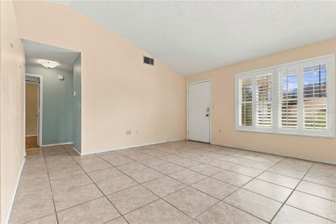 Casa en venta en New Port Richey, Florida, 3 dormitorios, 113.99 m2 № 2400282 - foto 9