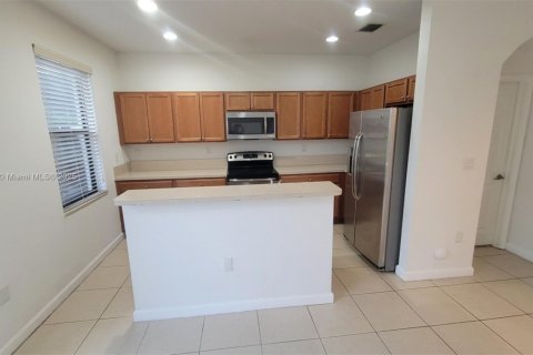 Adosado en alquiler en Miami, Florida, 3 dormitorios, 142.14 m2 № 1932715 - foto 6