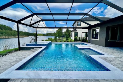 House in Land O' Lakes, Florida 4 bedrooms, 294.31 sq.m. № 2278089