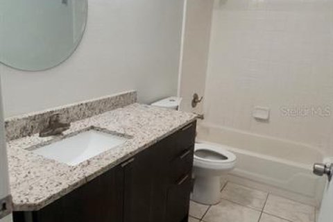 Townhouse in Orlando, Florida 3 bedrooms, 106.74 sq.m. № 2226754 - photo 8