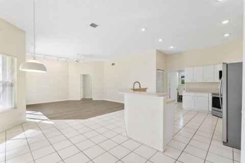 Villa ou maison à louer à Wellington, Floride: 3 chambres, 188.41 m2 № 2392596 - photo 21