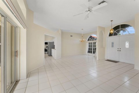 Villa ou maison à louer à Wellington, Floride: 3 chambres, 188.41 m2 № 2392596 - photo 9