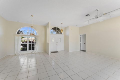 Villa ou maison à louer à Wellington, Floride: 3 chambres, 188.41 m2 № 2392596 - photo 10