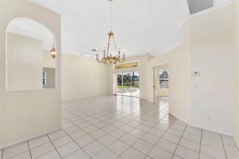 Villa ou maison à louer à Wellington, Floride: 3 chambres, 188.41 m2 № 2392596 - photo 11