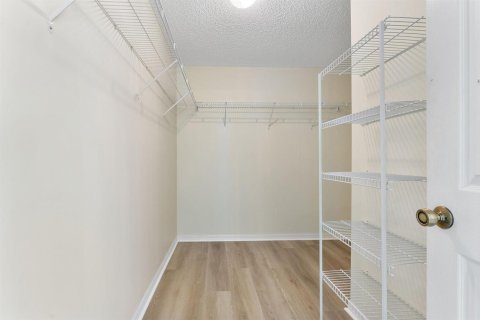 Villa ou maison à louer à Wellington, Floride: 3 chambres, 188.41 m2 № 2392596 - photo 28