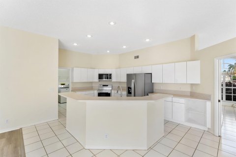 Villa ou maison à louer à Wellington, Floride: 3 chambres, 188.41 m2 № 2392596 - photo 12