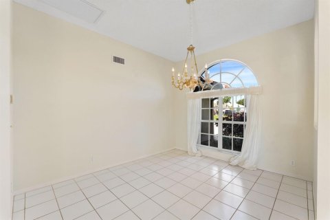 Villa ou maison à louer à Wellington, Floride: 3 chambres, 188.41 m2 № 2392596 - photo 16