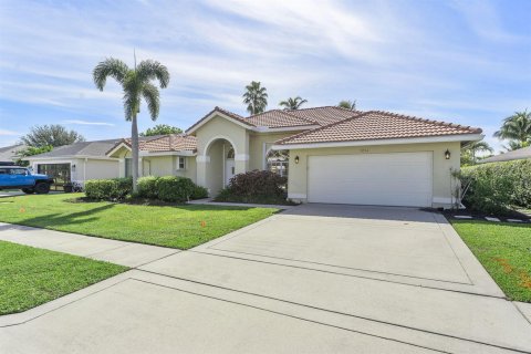 Villa ou maison à louer à Wellington, Floride: 3 chambres, 188.41 m2 № 2392596 - photo 3