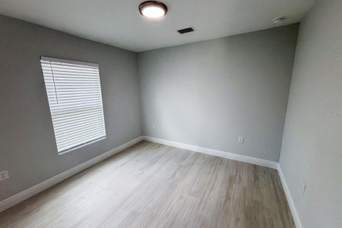 Propiedad comercial en venta en Port Charlotte, Florida, 160.07 m2 № 2107775 - foto 8