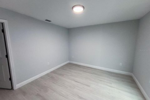 Propiedad comercial en venta en Port Charlotte, Florida, 160.07 m2 № 2107775 - foto 5