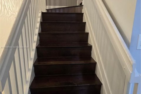 Casa en alquiler en Doral, Florida, 4 dormitorios, 201.6 m2 № 1997057 - foto 13