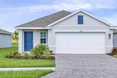 House in Port Charlotte, Florida 3 bedrooms, 120.96 sq.m. № 2337243