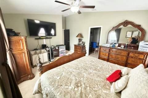 House in Riverview, Florida 3 bedrooms, 193.42 sq.m. № 1903165 - photo 21