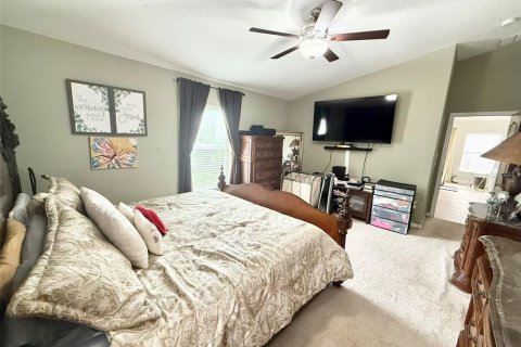 House in Riverview, Florida 3 bedrooms, 193.42 sq.m. № 1903165 - photo 20