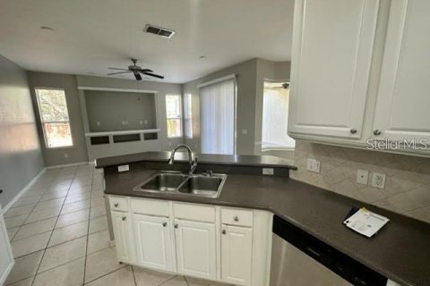 Villa ou maison à louer à Windermere, Floride: 4 chambres, 200.76 m2 № 2322505 - photo 7