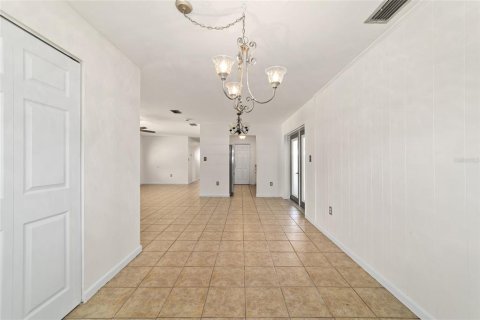 Casa en venta en Ocala, Florida, 3 dormitorios, 158.31 m2 № 1801611 - foto 19