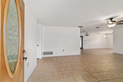 Casa en venta en Ocala, Florida, 3 dormitorios, 158.31 m2 № 1801611 - foto 5