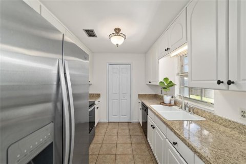 Casa en venta en Ocala, Florida, 3 dormitorios, 158.31 m2 № 1801611 - foto 21