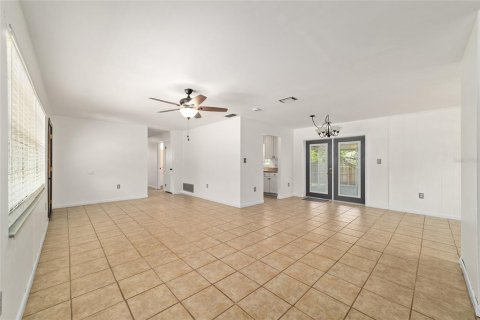 Casa en venta en Ocala, Florida, 3 dormitorios, 158.31 m2 № 1801611 - foto 10