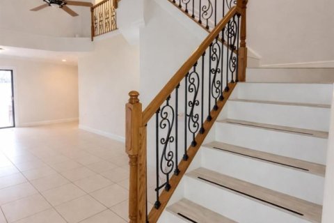 Adosado en venta en Boynton Beach, Florida, 3 dormitorios, 157.19 m2 № 2146012 - foto 2