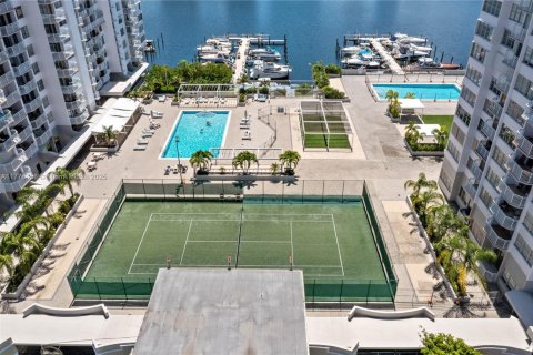 Condo in Aventura, Florida, 3 bedrooms  № 1737512 - photo 26