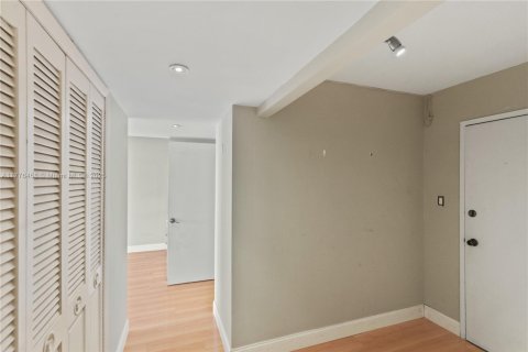 Condo in Aventura, Florida, 3 bedrooms  № 1737512 - photo 16