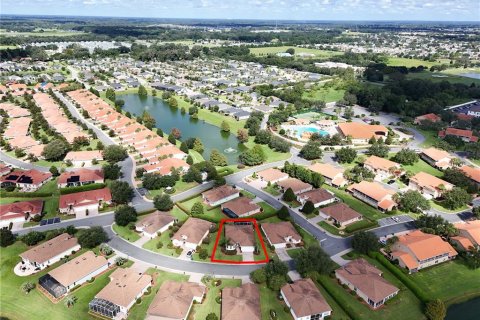 Villa ou maison à vendre à Oxford, Floride: 3 chambres, 139.54 m2 № 1899860 - photo 4
