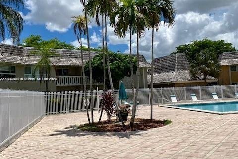 Copropriété à louer à Miami Lakes, Floride: 1 chambre, 65.03 m2 № 1956920 - photo 30