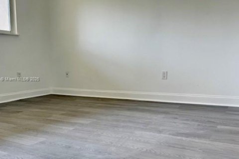 Copropriété à louer à Miami Lakes, Floride: 1 chambre, 65.03 m2 № 1956920 - photo 5